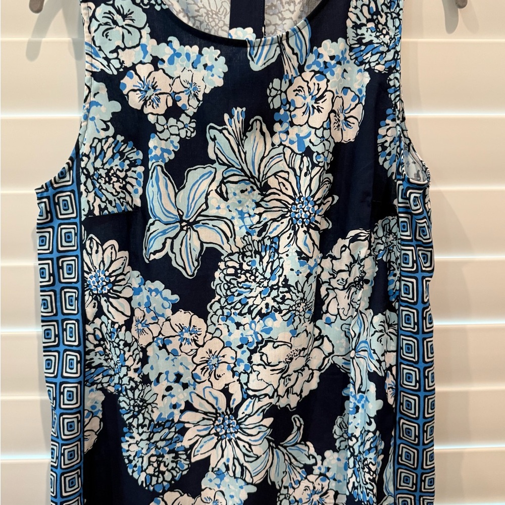 NWOT Lilly Pulitzer Blue and White Floral Tank Top